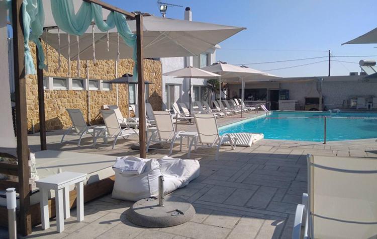 Marzi Beach And Bungalows Hotel Kokkonion ภายนอก รูปภาพ