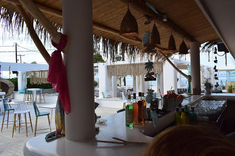Marzi Beach And Bungalows Hotel Kokkonion ภายนอก รูปภาพ