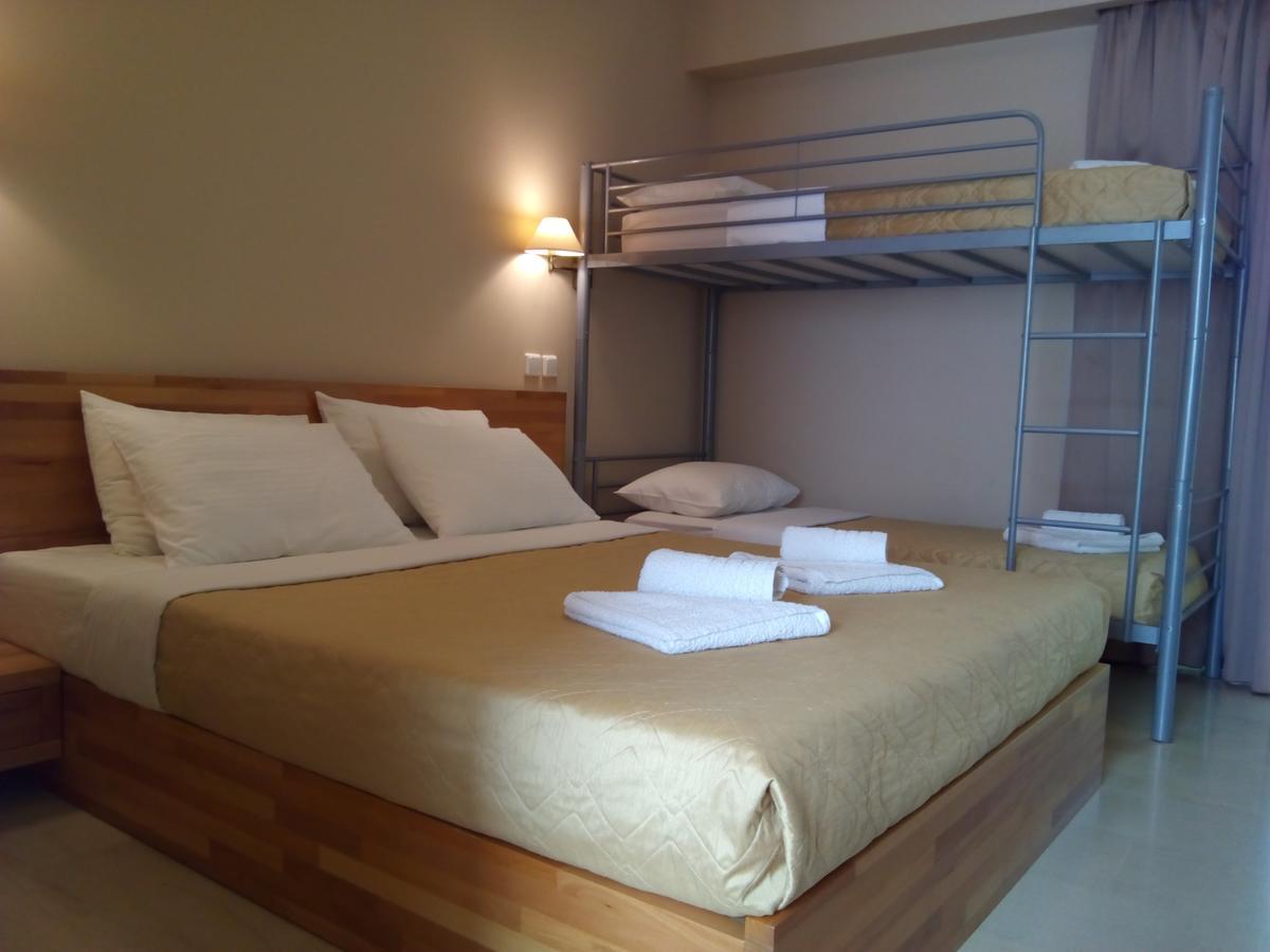 Marzi Beach And Bungalows Hotel Kokkonion ภายนอก รูปภาพ